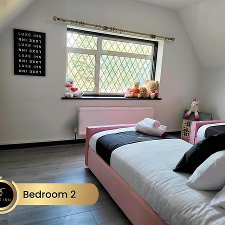 4 Bedroom House, Heathrow Airport, Luxe Inn Colnbrook Luaran gambar