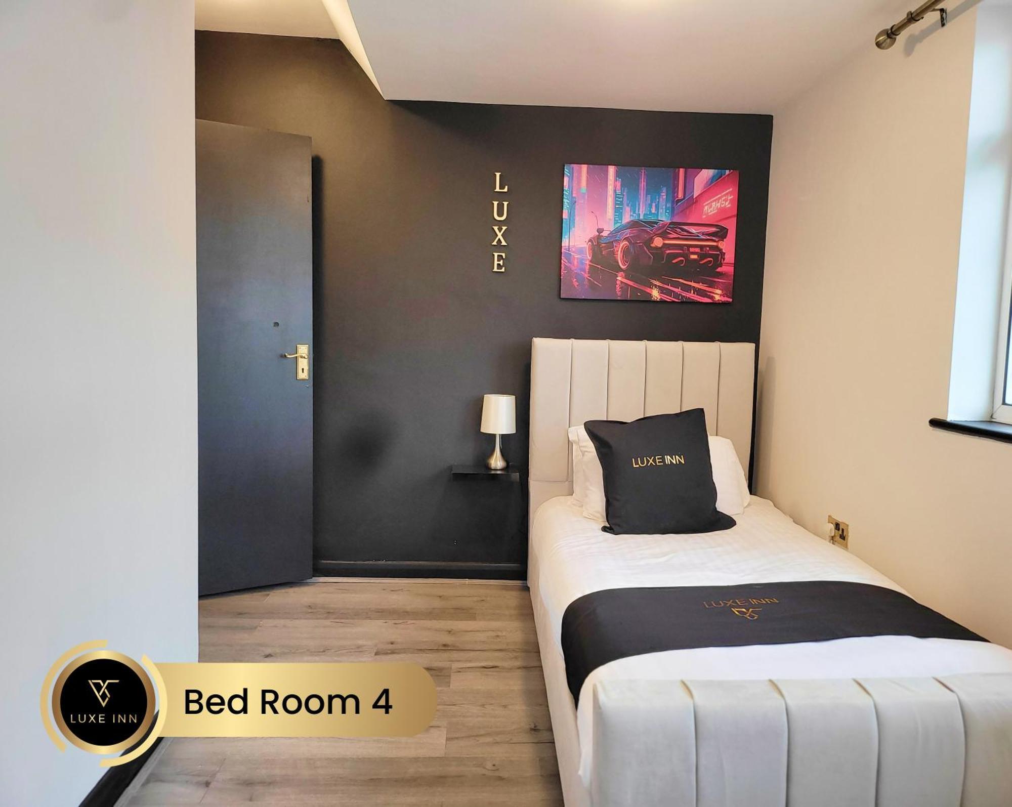 4 Bedroom House, Heathrow Airport, Luxe Inn Colnbrook Luaran gambar