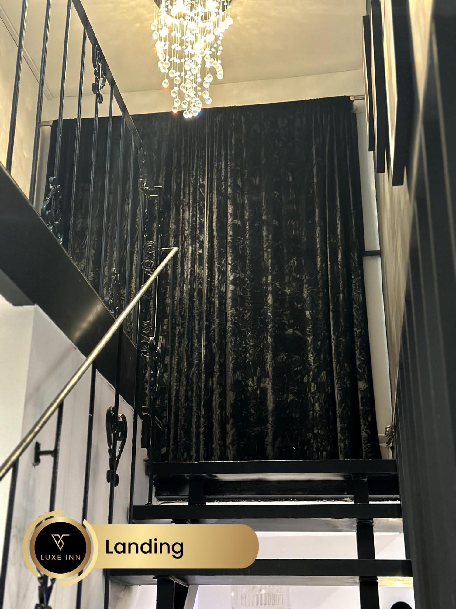 4 Bedroom House, Heathrow Airport, Luxe Inn Colnbrook Luaran gambar