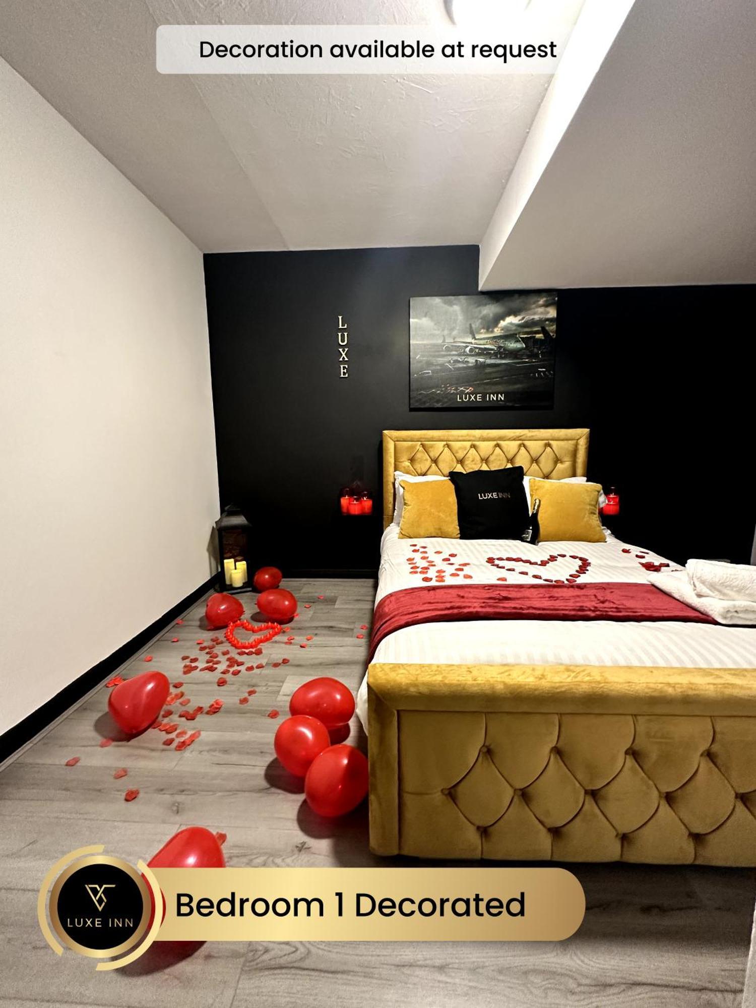 4 Bedroom House, Heathrow Airport, Luxe Inn Colnbrook Luaran gambar
