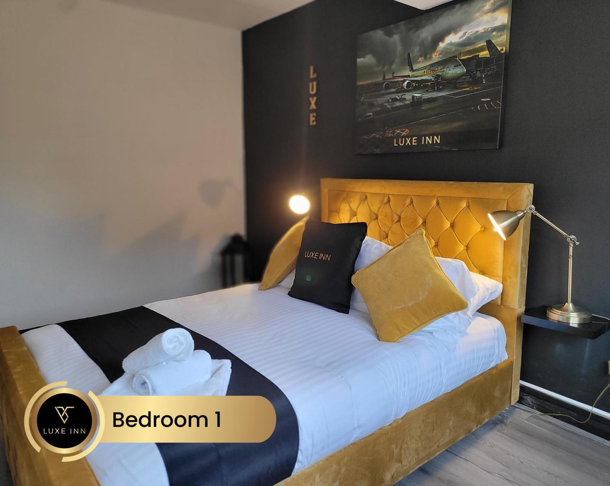 4 Bedroom House, Heathrow Airport, Luxe Inn Colnbrook Luaran gambar