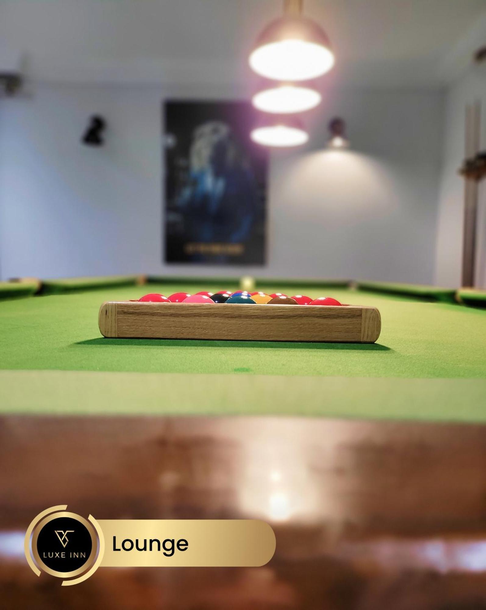4 Bedroom House, Heathrow Airport, Luxe Inn Colnbrook Luaran gambar
